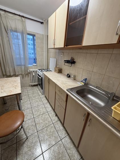 Mihai Bravu, Baba Novac, garsoniera - 10