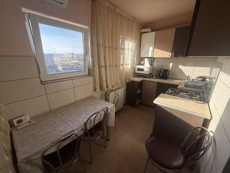 Apartament cu 2 camere decomandat în Gară