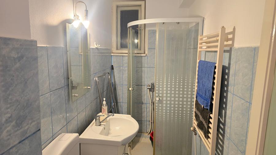 Inchiriez apartament 2 camere decomandat in Deva, Progresul (Enescu), etaj 3 - 8