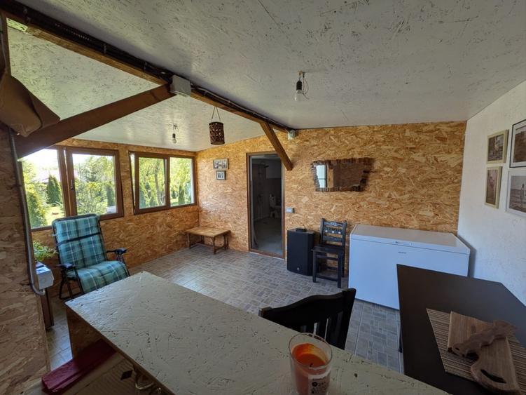 Casă de vânzare  - 12