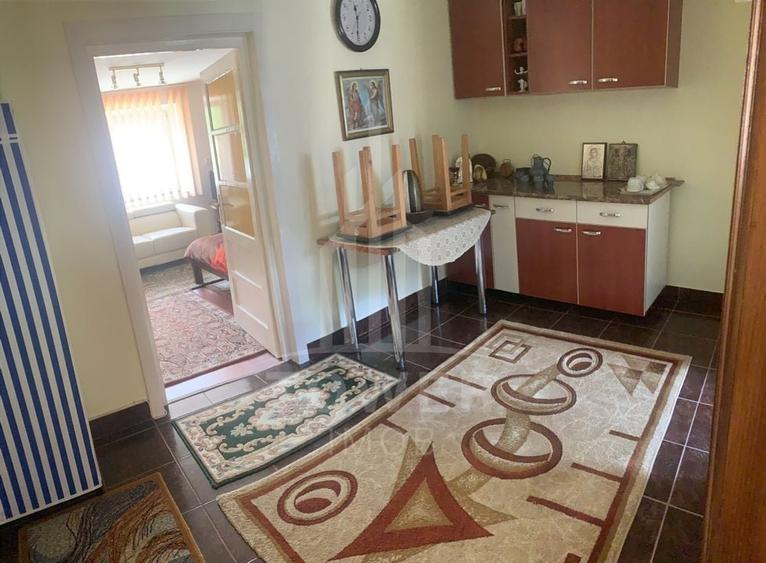 Casă în centrul Cisnădioarei cu 243mp de locuit și teren de 936mp - 24