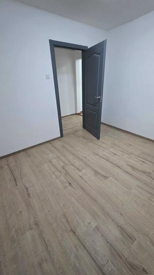 Apartament doua camere decomandat - 4