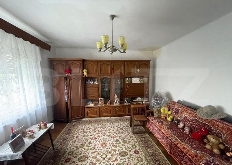 Casa de vanzare cu 4 camere, 120 mp, zona 14 Mai - 27