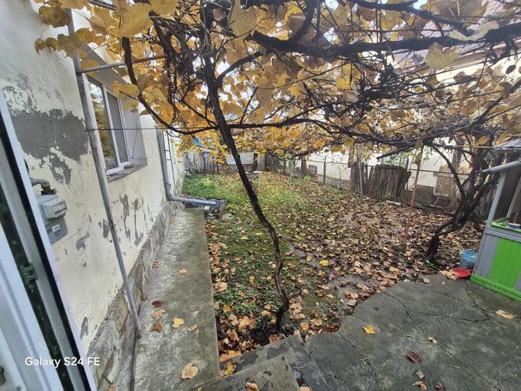 Casa de vanzare ideala pentru locuin?a sau clinica! - 10