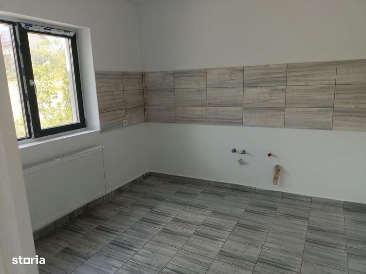 Vila in Varteju cu patru camere,curte mare - 3