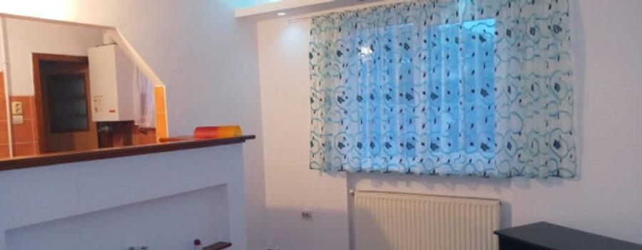 Inchiriere apartament 3 camere Central - 2