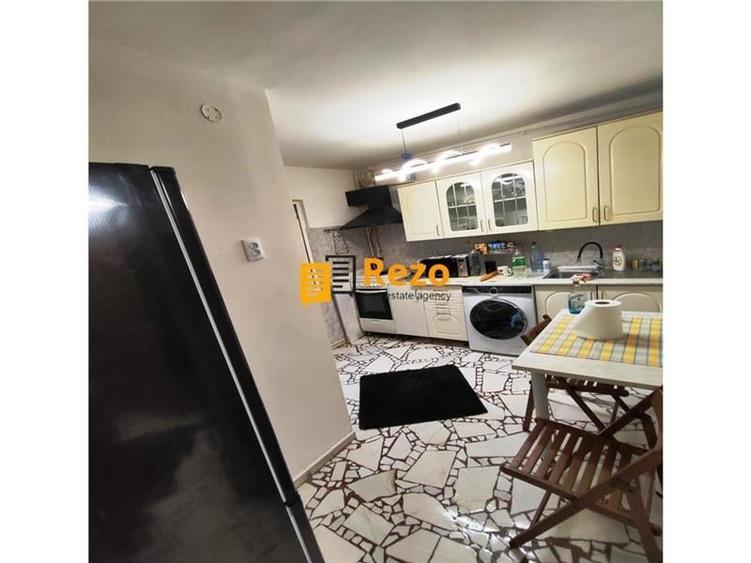 VICTORIEI, MIHALACHE, BANU MANTA, 120 MP CU TERASA, MOBILAT UTILAT, BLOC 1978 - 9