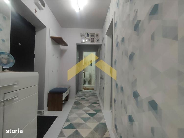 Apartament 3 camere in Micalaca de vanzare - 2