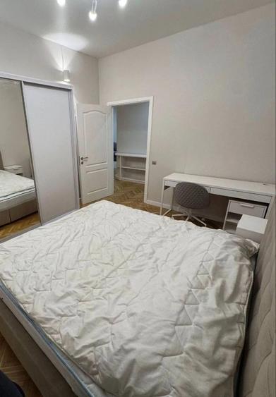 inchiriere garsoniera in zona Pia?a Sudului aproape de metrou - 3