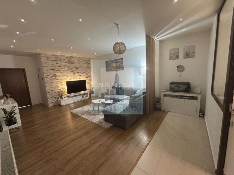 Apartament cu 3 camere decomandat, mobilat în Sânpetru Apartament cu 3 camere decomandat, mobilat în Sânpetru