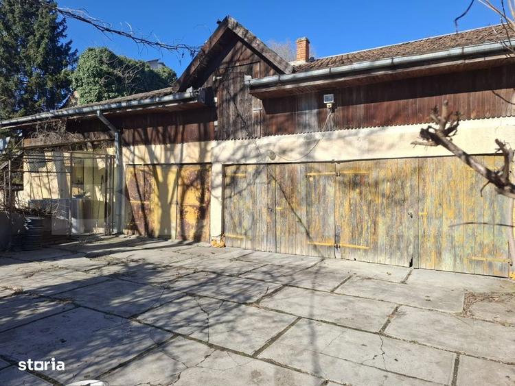 Casa de locuit si spatii comerciale , zona centrala - 10