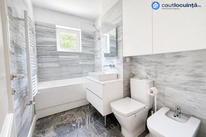 Apartament cu 4 camere decomandat, mobilat în Băneasa