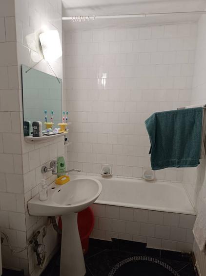 Apartament 4 camere, de vanzare, Mana?tur, str. Ta?nad, etj.2/4 - 8