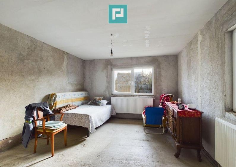 Casa cu 4 camere + anexe in ?ofronea - 10