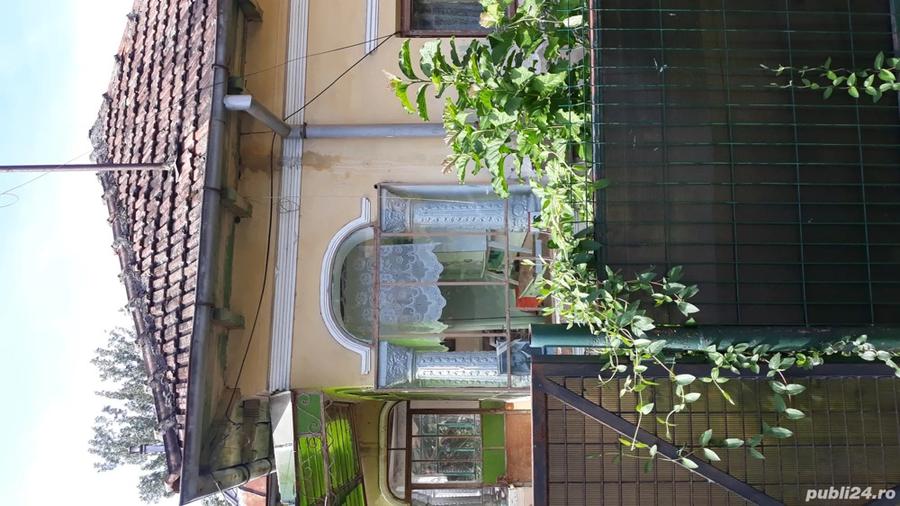 La vanzare doua case locuibile ?i teren 1000 de mp in com. Pietrari, jude?ul Valcea . - 3