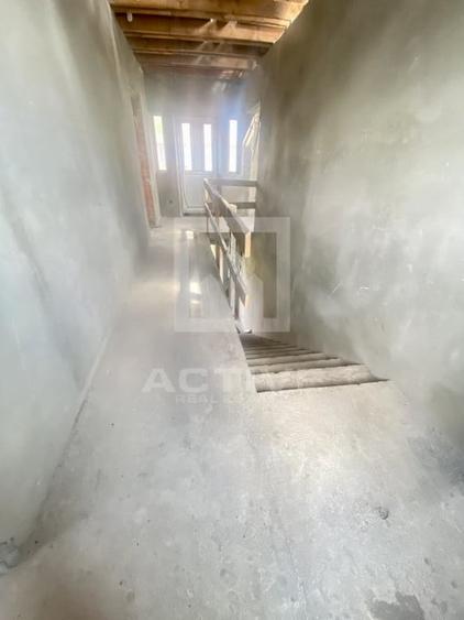 Imobil cu curte pentru depozitare/activitati auto - 5