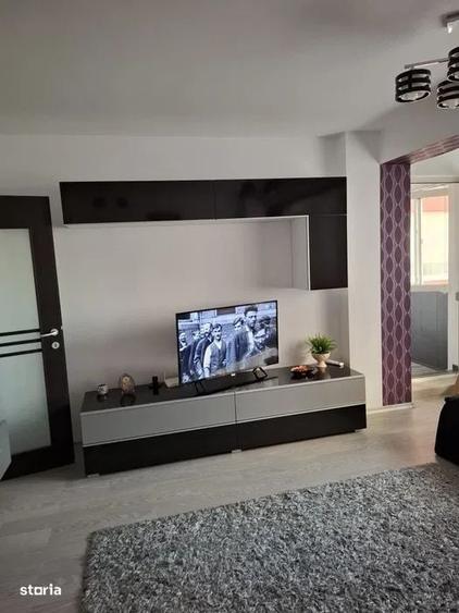 Apartament cu 2 camere decomandat în Inel I