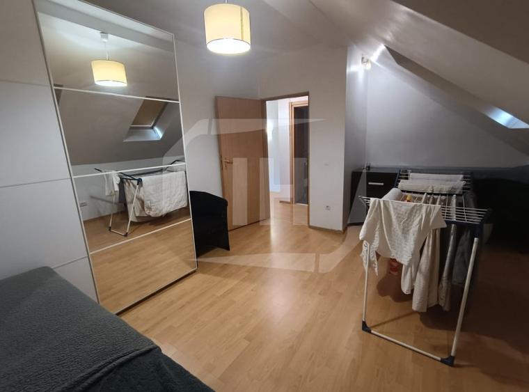 Apartament cu 4 camere semidecomandat, mobilat în Europa