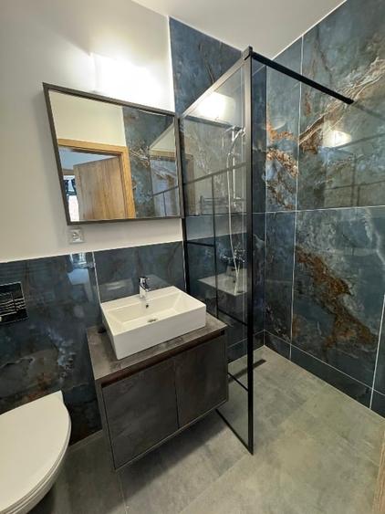 Duplex cu 5 camere cu Teren 600 Mp în Odăi