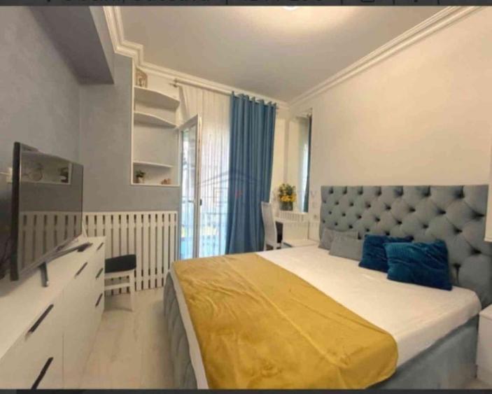 Apartament cu 2 camere decomandat, mobilat în Șcheia