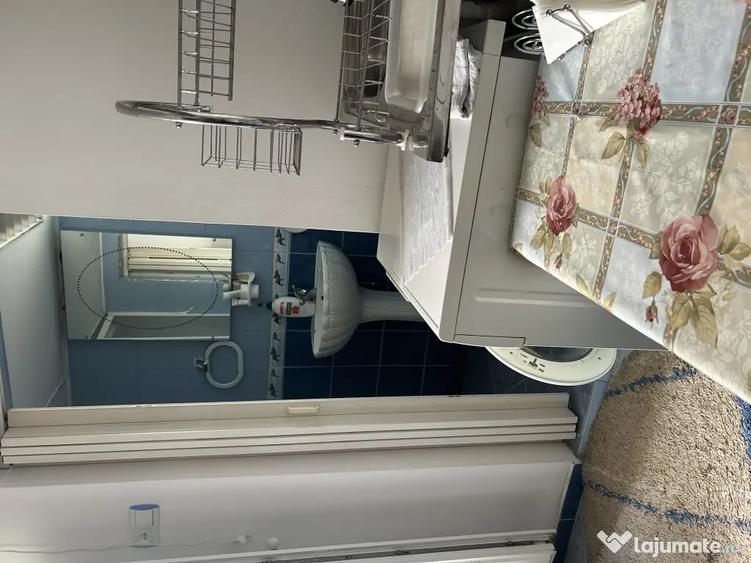 Apartament cu 2 camere decomandat în Exterior Vest