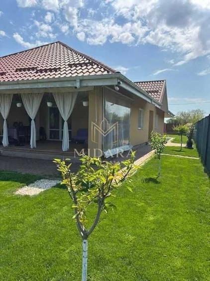 Casă cu 4 camere în Grădiștea
