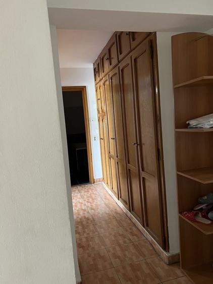 Inchiriez apartament 3 camere - 3