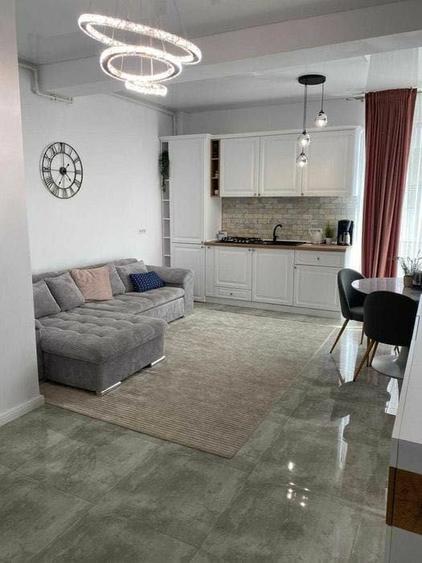 Apartament cu 3 camere decomandat în Nord