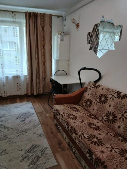 Garsonieră semidecomandată în Județean