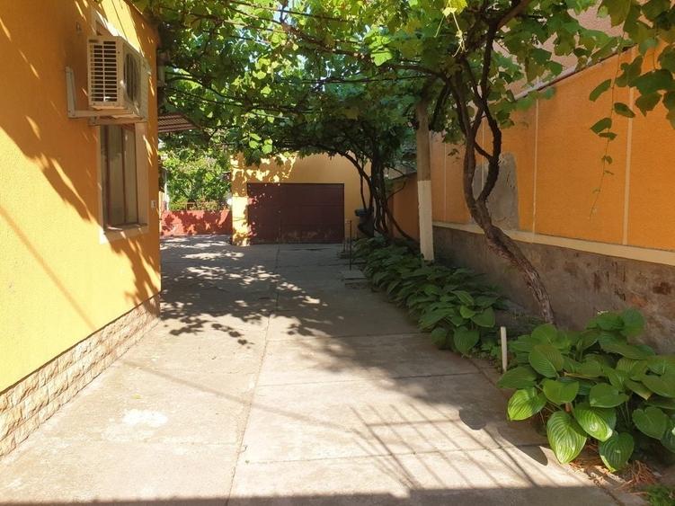 Casă cu 4 camere în Pârneava