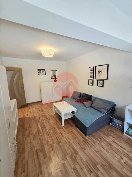 Apartament 2 Camere, Decomandat, Inel 2 - 10