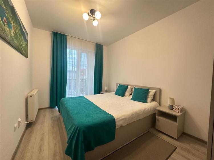 Apartament cu 2 camere decomandat, mobilat în Central