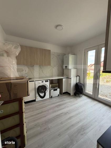 Casă cu 4 camere cu Teren 1875 Mp în Luna