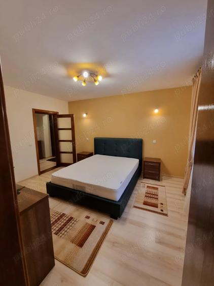 Apartament cu 3 camere decomandat, mobilat în Bucium