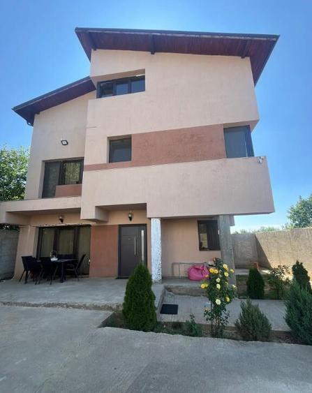 Casa tip duplex P+1+M | 200 mp utili | Curte 300 mp | 5 min. Bucuresti - 14
