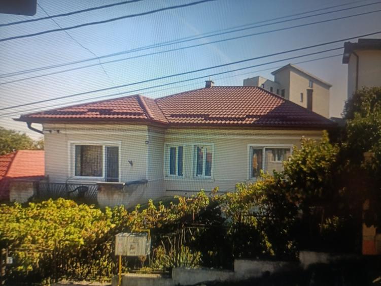 Casa individuală 5 camere in Andrei Mureșanu - 1