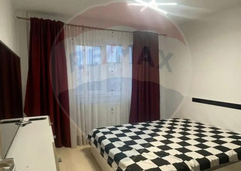 Apartament cu 4 camere de inchiriat in zona Sarari - 2