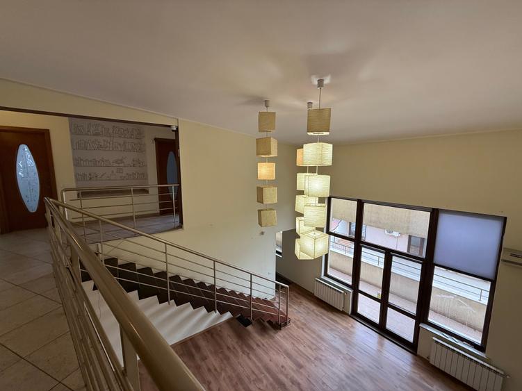 Vanzare Cladire S+P+4 - Dorobanti, 3 apartamente, 6 locuri de parcare - 3