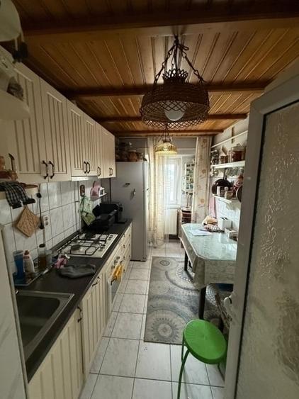 3 camere-Centru- Gara- 72 mp- etaj 6- 167000 euro - 2