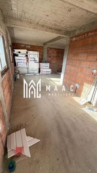 Casă Tip Duplex | 4 Camere | 2 Balcoane | Terasă | Șura Mică - 9