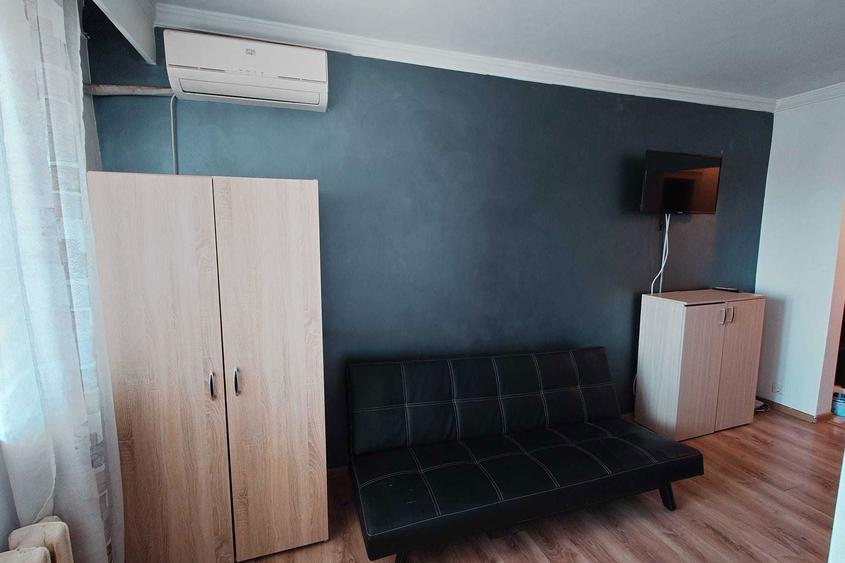 Garsoniera Tomis 3 - mobilat, utilat complet - 1