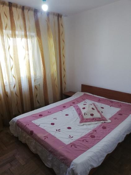 Închiriez apartament 2 camere  - 8