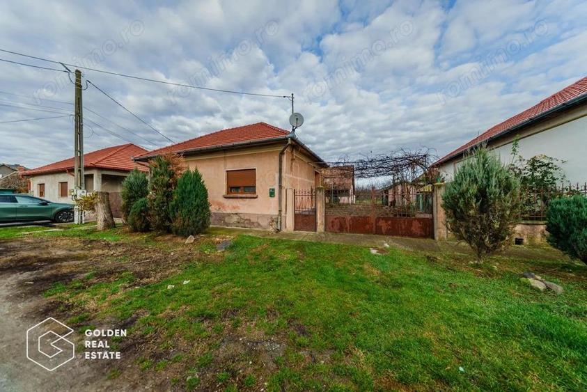 Casa in Ineu, cu teren de 1522 mp, comision 0% - 1