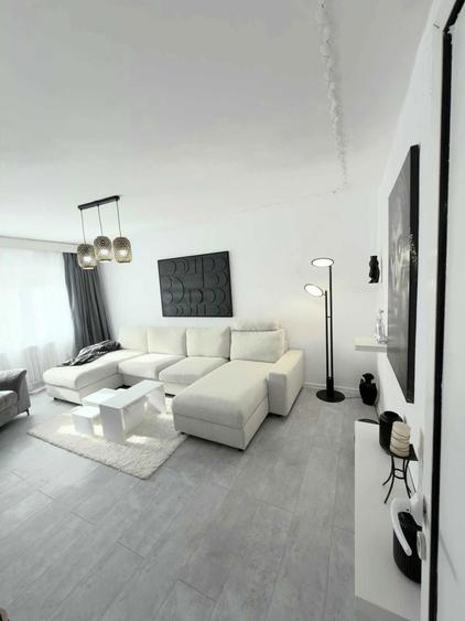 Ap. 3 camere decomandat, 2 bai, etaj 1, LUX, complet renovat Micalaca Miorita - 2