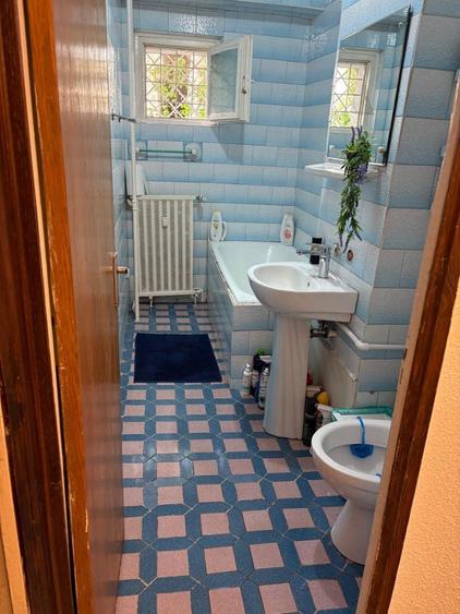 Apartament 3 camere sectir 4 de vanzare - 2