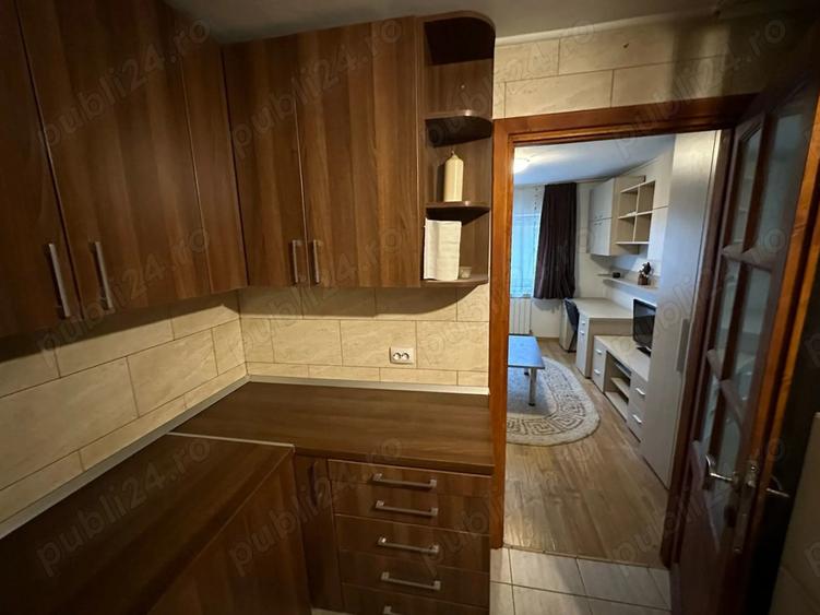 Garsoniera decomandata ?i spatioasa - 2