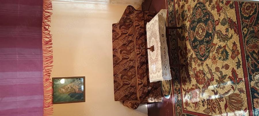 Casă cu 6 camere cu Teren 1323 Mp în Leorinț
