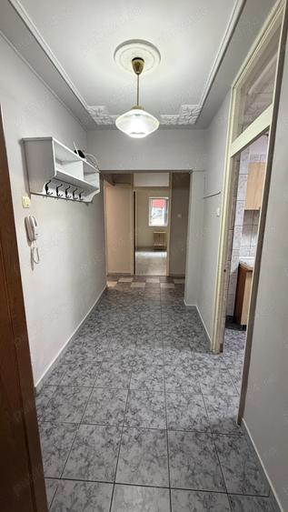 Apartament 4 camere | 92 mp | Etaj 1 10 | Aparatorii Patriei - 3