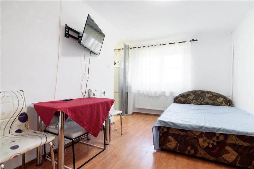 RECO Garsoniera de 20 mp in Rogerius. - 2