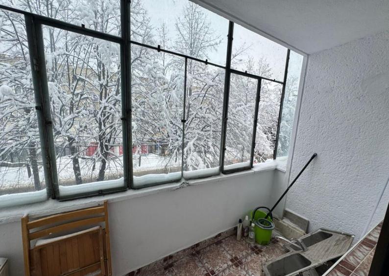 Apartament 2 camere, 55 mp , zona centrala etaj 2 - 3